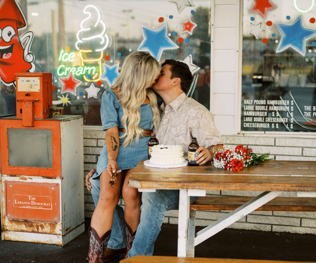 Retrostyle engagement photos in Nashville